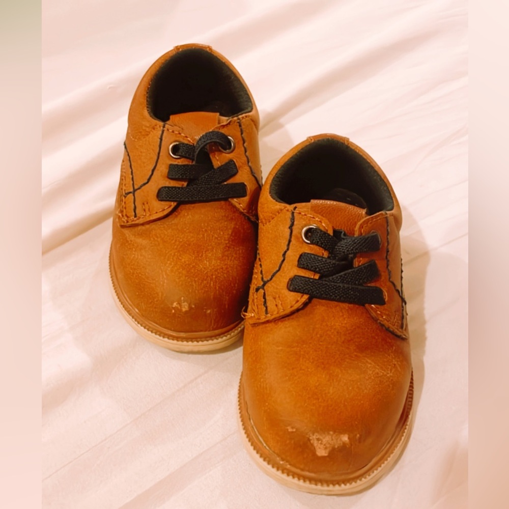 Dress shoes